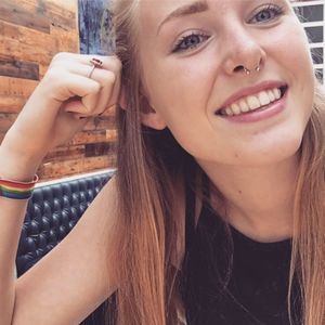 Meet your Posher, Alex